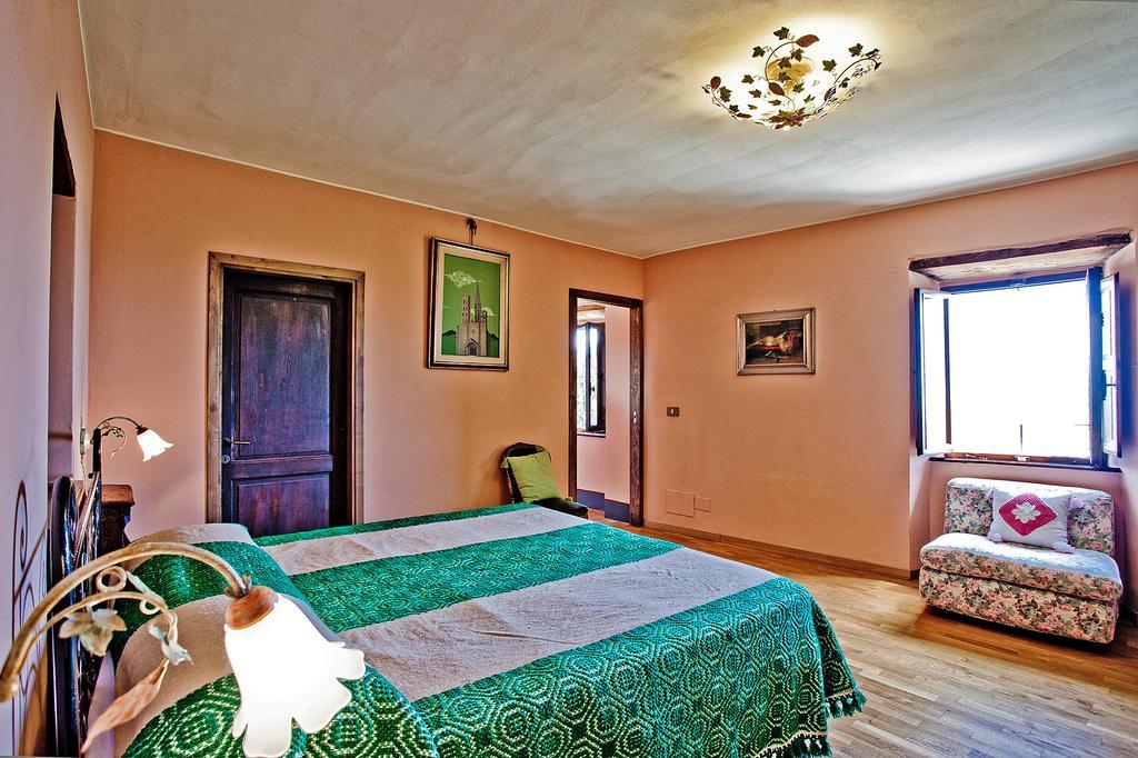Agriturismo Terra Di Michelangelo Caprese Michelangelo Екстериор снимка