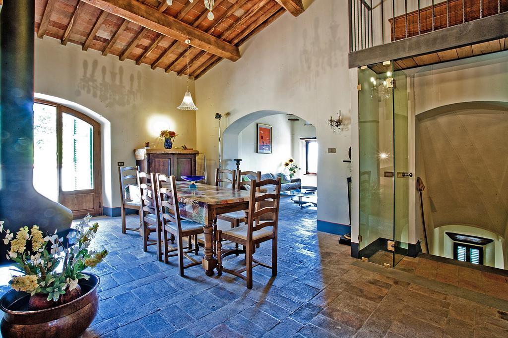 Agriturismo Terra Di Michelangelo Caprese Michelangelo Екстериор снимка