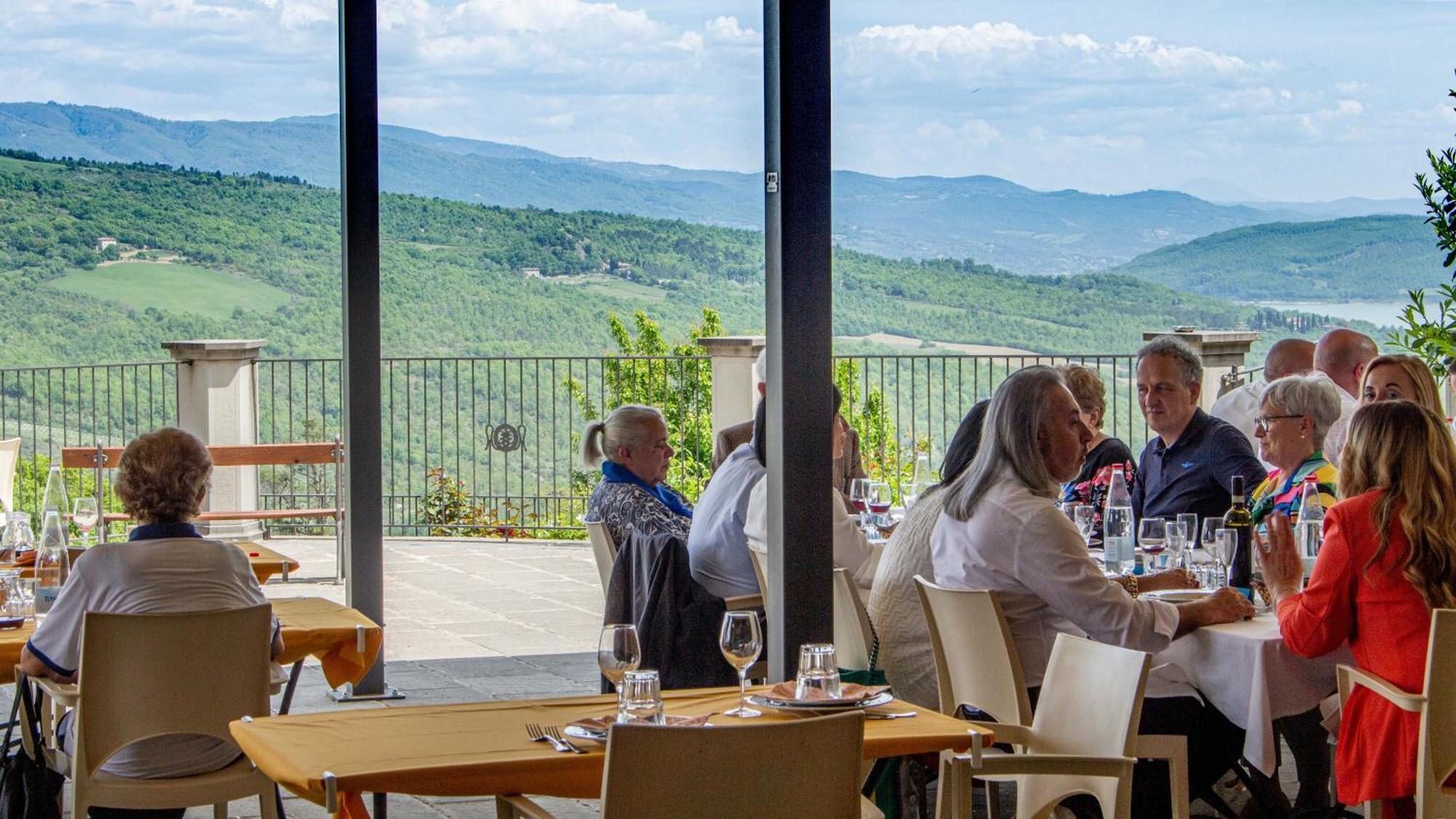 Agriturismo Terra Di Michelangelo Caprese Michelangelo Екстериор снимка